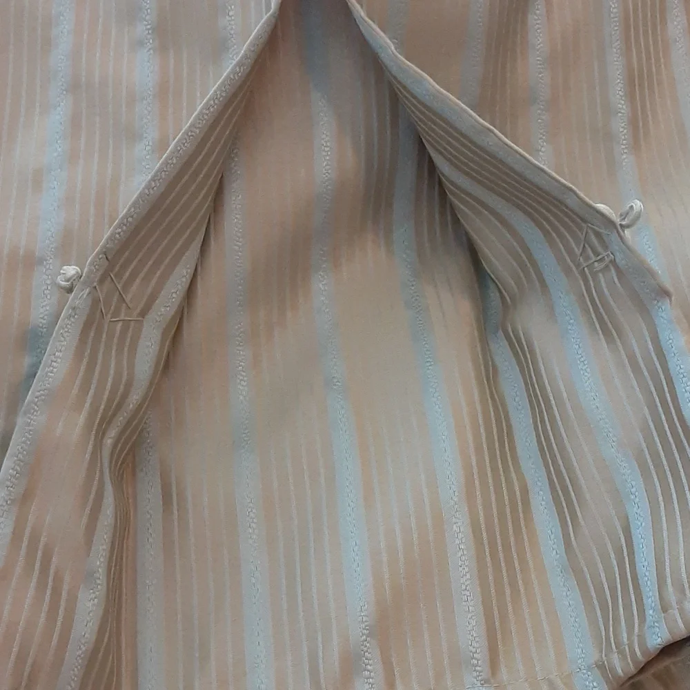 Queen Bed Skirt Rayon Blend Striped Frog Closures @ Corner